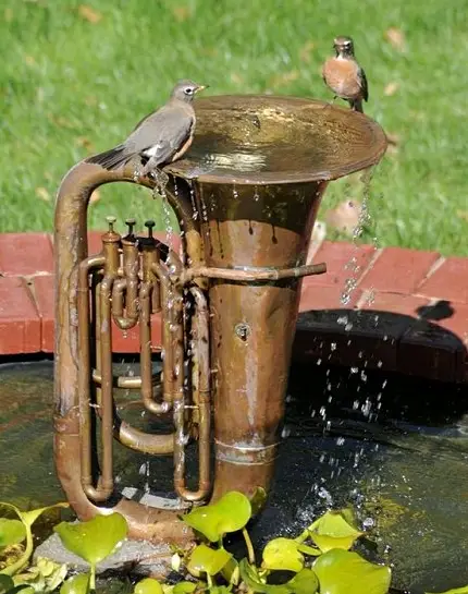 Upcycled_Bird_Bath_Brass