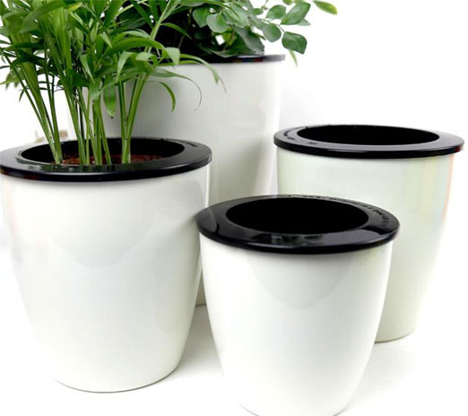 self watering planter