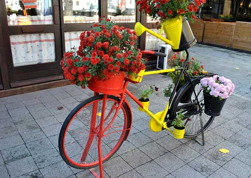 red bike water can