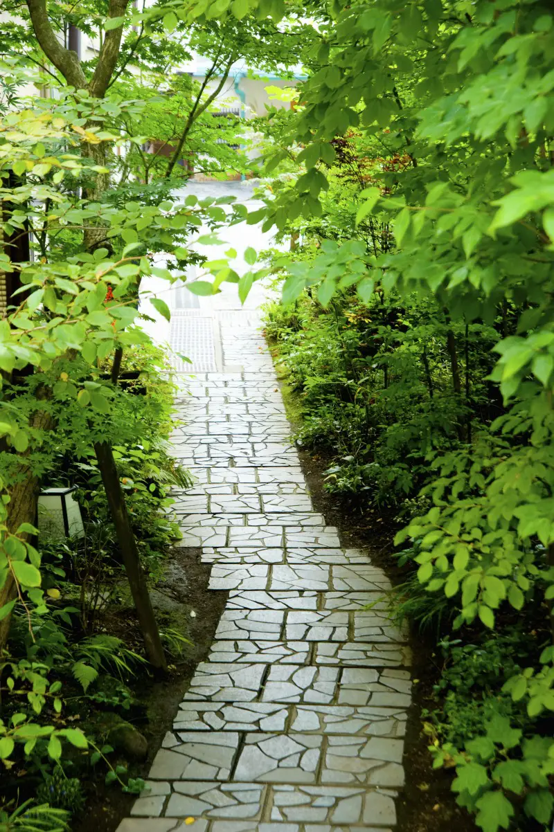 23-garden-paths