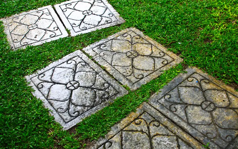 garden-path-stepping-stones-13