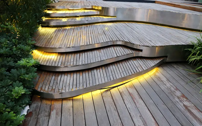 outdoor-path-lighting-10sm